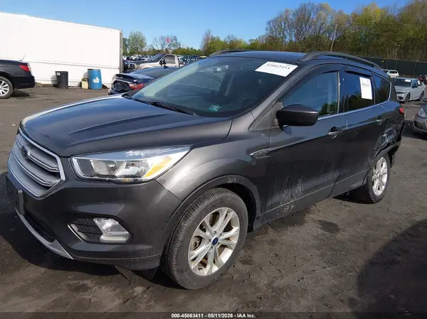 1FMCU9GD9JUD25637 2018 FORD ESCAPE - Image 2