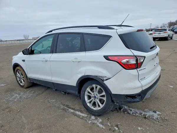 1FMCU9GD9JUD28487 2018 FORD ESCAPE - Image 2