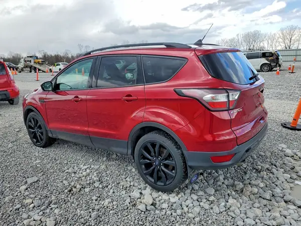 1FMCU9GD9JUD33107 2018 FORD ESCAPE - Image 2