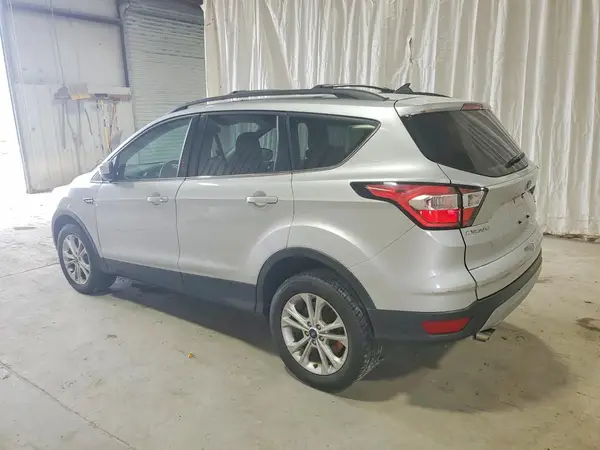 1FMCU9GD9JUD33186 2018 FORD ESCAPE - Image 2