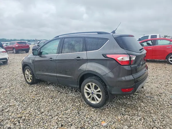 1FMCU9GD9JUD36038 2018 FORD ESCAPE - Image 2