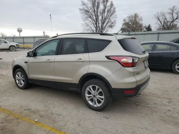 1FMCU9GD9JUD49730 2018 FORD ESCAPE - Image 2