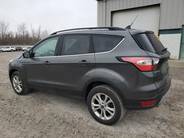 1FMCU9GD9JUD56130 2018 FORD ESCAPE - Image 2