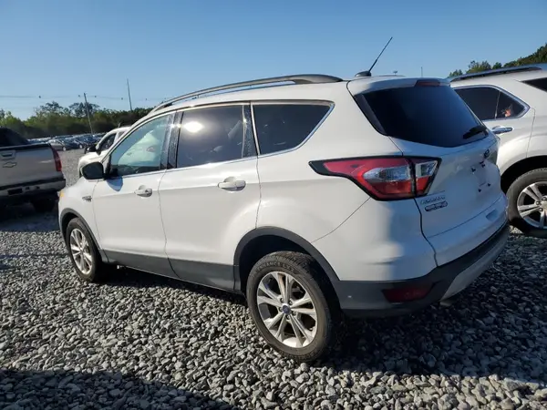 1FMCU9GD9JUD60582 2018 FORD ESCAPE - Image 2