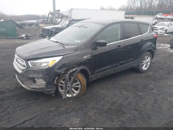 1FMCU9GD9KUA10452 2019 FORD ESCAPE - Image 2