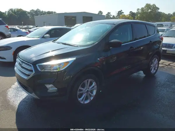 1FMCU9GD9KUA16199 2019 FORD ESCAPE - Image 2