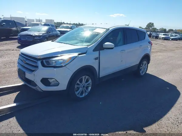 1FMCU9GD9KUA21791 2019 FORD ESCAPE - Image 2