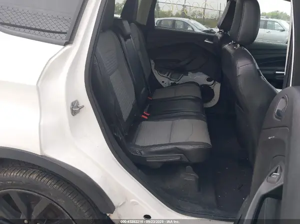1FMCU9GD9KUA23380 2019 FORD ESCAPE - Image 8