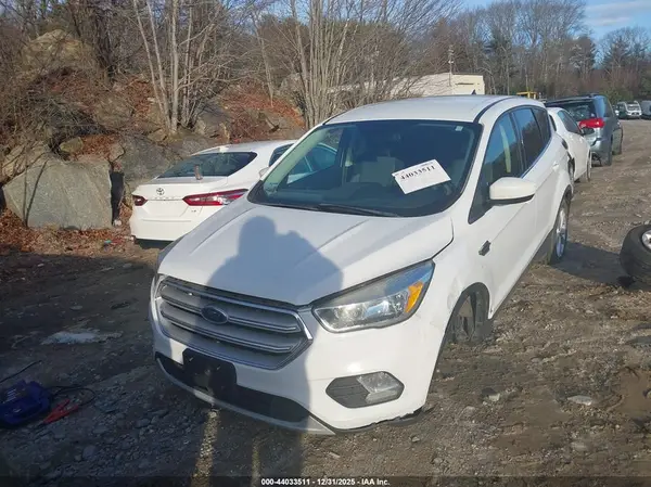 1FMCU9GD9KUA27753 2019 FORD ESCAPE - Image 2