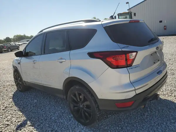 1FMCU9GD9KUA32130 2019 FORD ESCAPE - Image 2