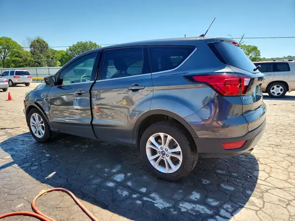 1FMCU9GD9KUA38090 2019 FORD ESCAPE - Image 2