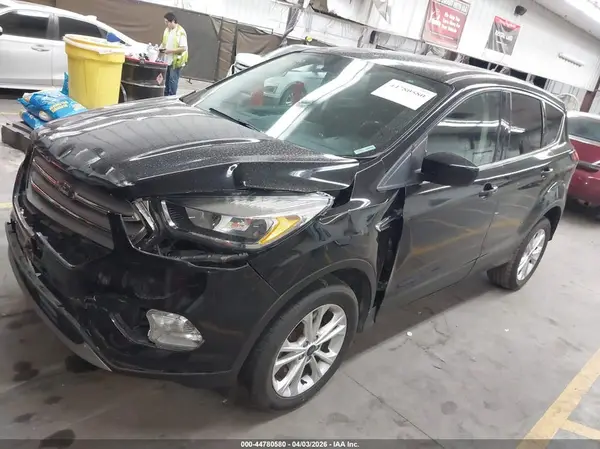 1FMCU9GD9KUA53351 2019 FORD ESCAPE - Image 2