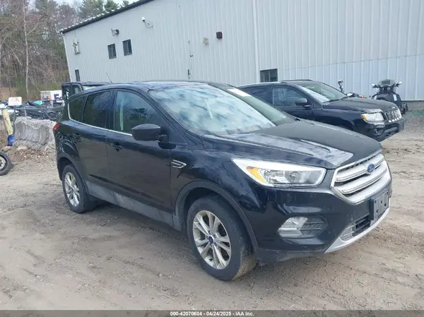 1FMCU9GD9KUA66116 2019 FORD ESCAPE - Image 1