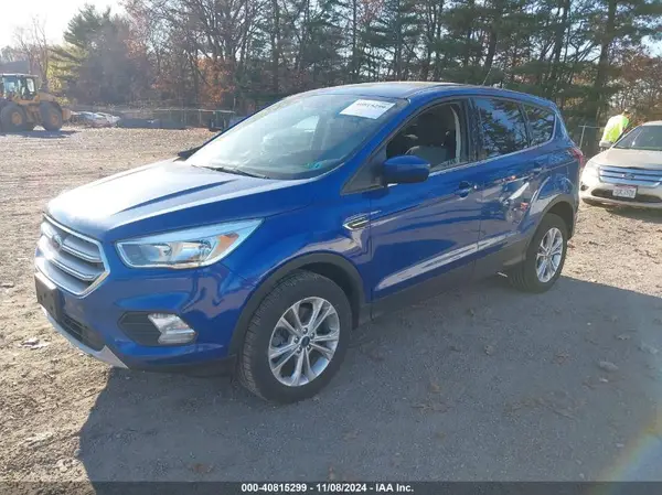 1FMCU9GD9KUA76208 2019 FORD ESCAPE - Image 2