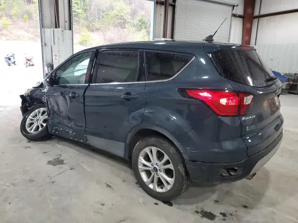 1FMCU9GD9KUA76371 2019 FORD ESCAPE - Image 2