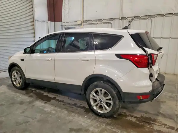 1FMCU9GD9KUB06498 2019 FORD ESCAPE - Image 2