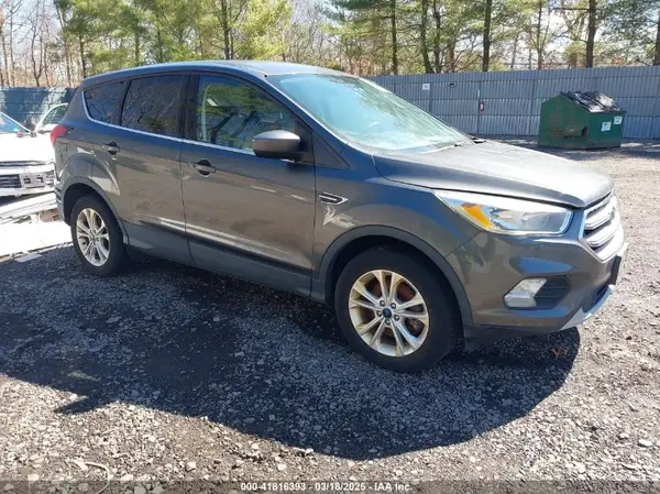 1FMCU9GD9KUB11314 2019 FORD ESCAPE - Image 1
