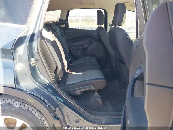 1FMCU9GD9KUB14228 2019 FORD ESCAPE - Image 8