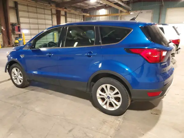 1FMCU9GD9KUB22510 2019 FORD ESCAPE - Image 2