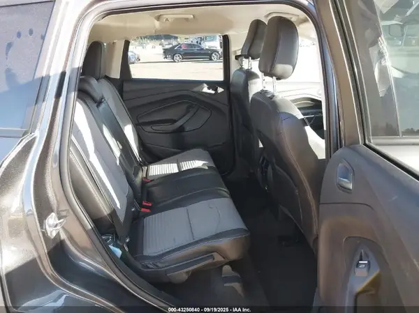 1FMCU9GD9KUB29960 2019 FORD ESCAPE - Image 8