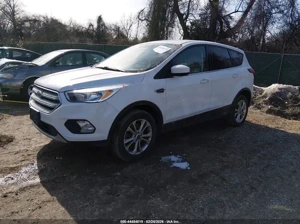 1FMCU9GD9KUB65227 2019 FORD ESCAPE - Image 2