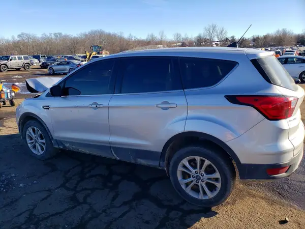 1FMCU9GD9KUB67155 2019 FORD ESCAPE - Image 2