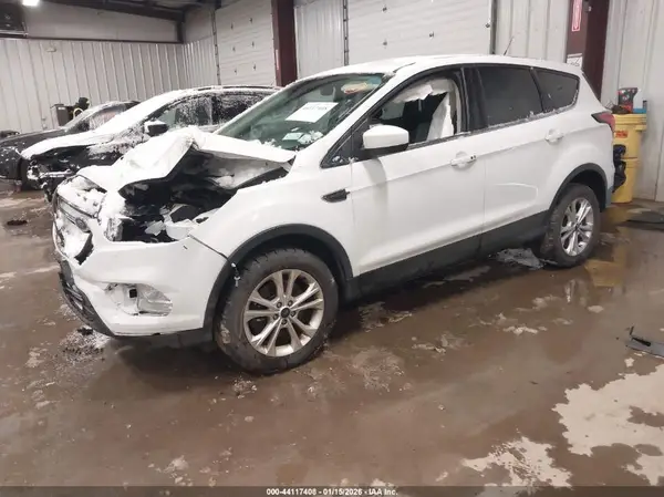 1FMCU9GD9KUB73716 2019 FORD ESCAPE - Image 2