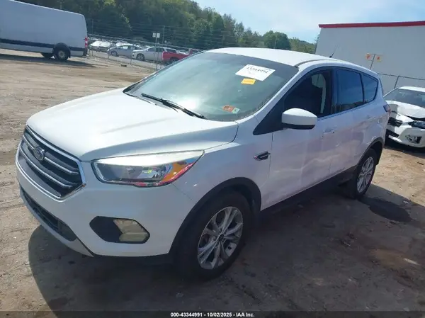 1FMCU9GD9KUB76390 2019 FORD ESCAPE - Image 2