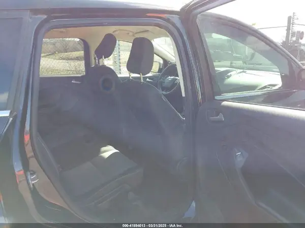 1FMCU9GD9KUB81119 2019 FORD ESCAPE - Image 8