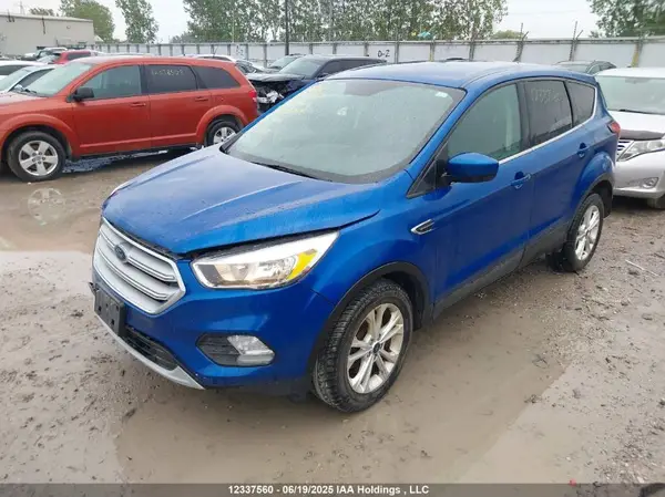 1FMCU9GD9KUB89768 2019 FORD ESCAPE - Image 2