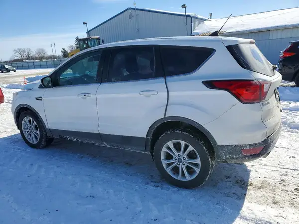 1FMCU9GD9KUC07718 2019 FORD ESCAPE - Image 2