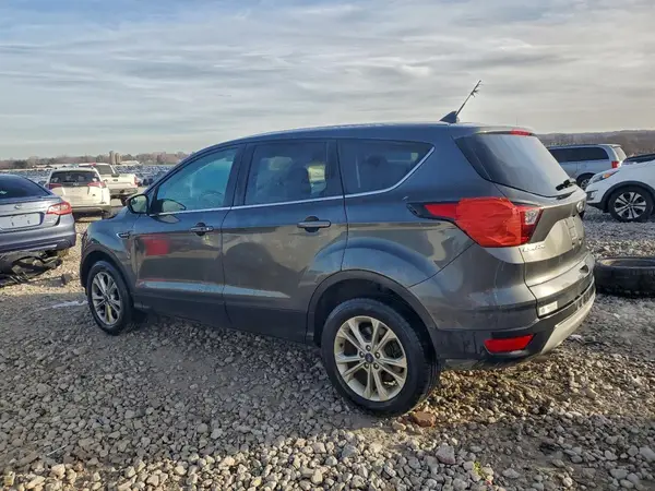 1FMCU9GD9KUC23126 2019 FORD ESCAPE - Image 2