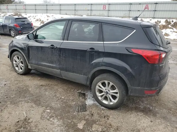 1FMCU9GD9KUC24504 2019 FORD ESCAPE - Image 2