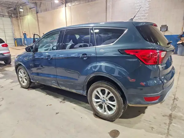 1FMCU9GD9KUC51444 2019 FORD ESCAPE - Image 2