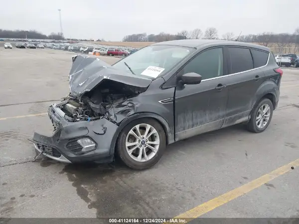 1FMCU9GD9KUC53338 2019 FORD ESCAPE - Image 2