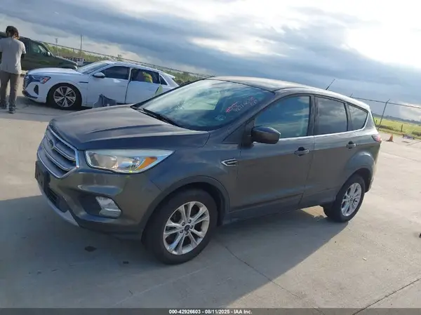1FMCU9GDXHUA02921 2017 FORD ESCAPE - Image 2