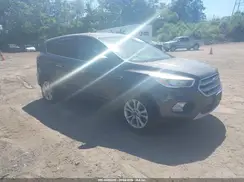1FMCU9GDXHUA17676 2017 FORD ESCAPE