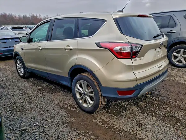 1FMCU9GDXHUA35403 2017 FORD ESCAPE - Image 2