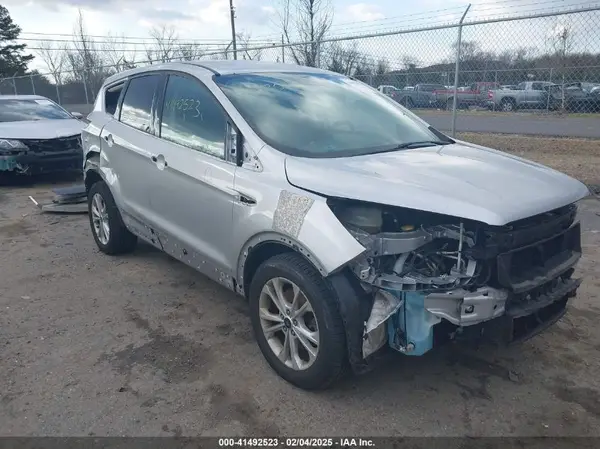 1FMCU9GDXHUA46689 2017 FORD ESCAPE - Image 1