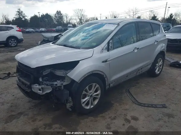 1FMCU9GDXHUA46689 2017 FORD ESCAPE - Image 2
