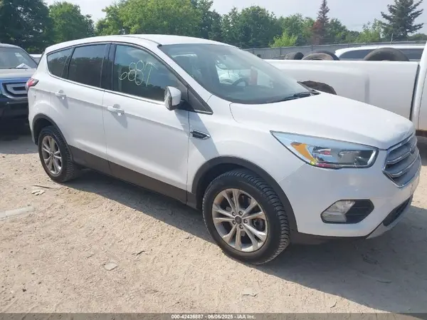 1FMCU9GDXHUA62746 2017 FORD ESCAPE - Image 1