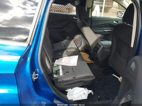 1FMCU9GDXHUA73438 2017 FORD ESCAPE - Image 8