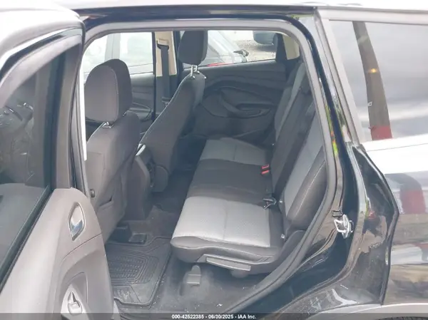 1FMCU9GDXHUA73682 2017 FORD ESCAPE - Image 8