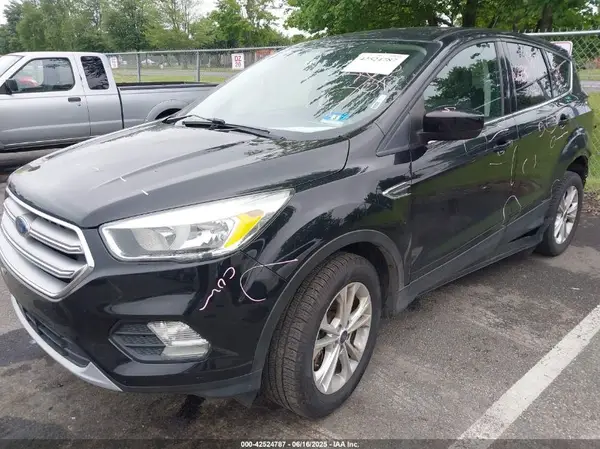 1FMCU9GDXHUA97951 2017 FORD ESCAPE - Image 2