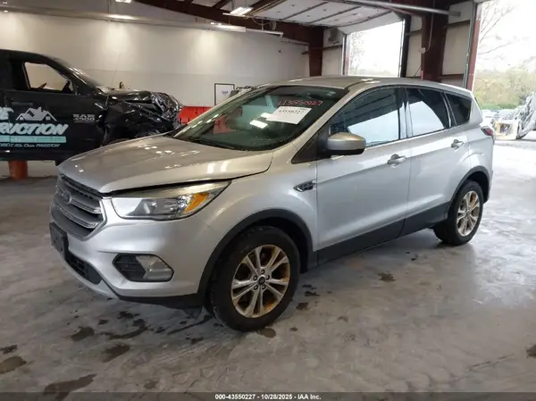 1FMCU9GDXHUB39079 2017 FORD ESCAPE - Image 2