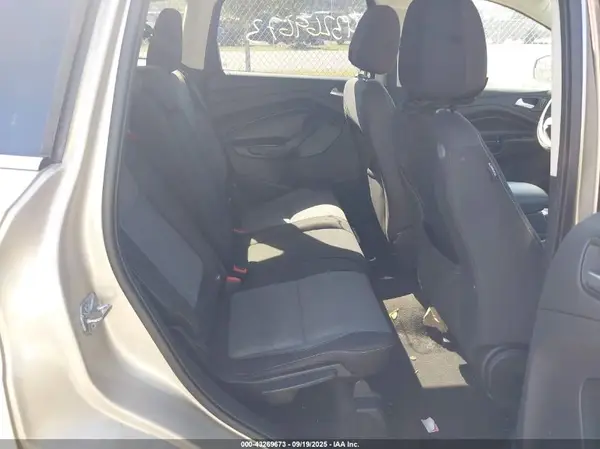 1FMCU9GDXHUC21779 2017 FORD ESCAPE - Image 8