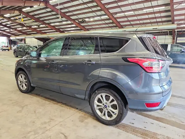 1FMCU9GDXHUC46455 2017 FORD ESCAPE - Image 2