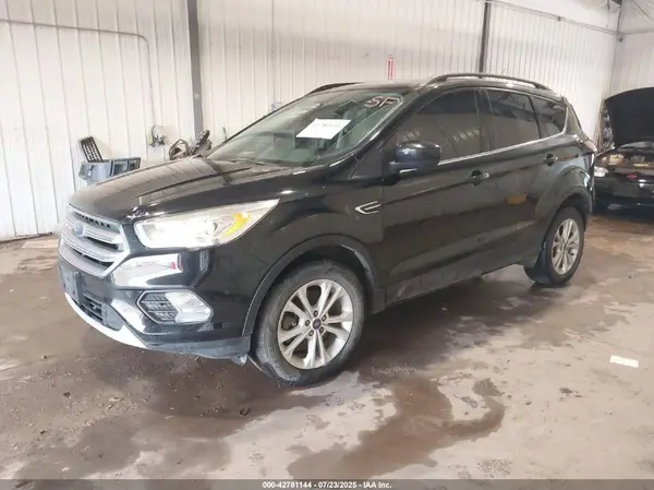 1FMCU9GDXHUC49484 2017 FORD ESCAPE - Image 2