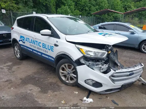1FMCU9GDXHUC58198 2017 FORD ESCAPE - Image 1