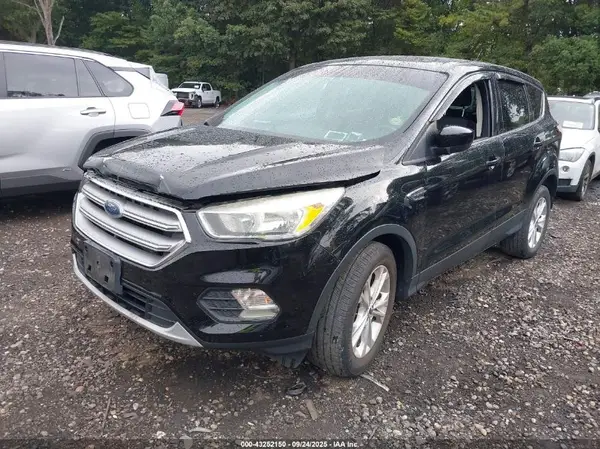 1FMCU9GDXHUC70416 2017 FORD ESCAPE - Image 2